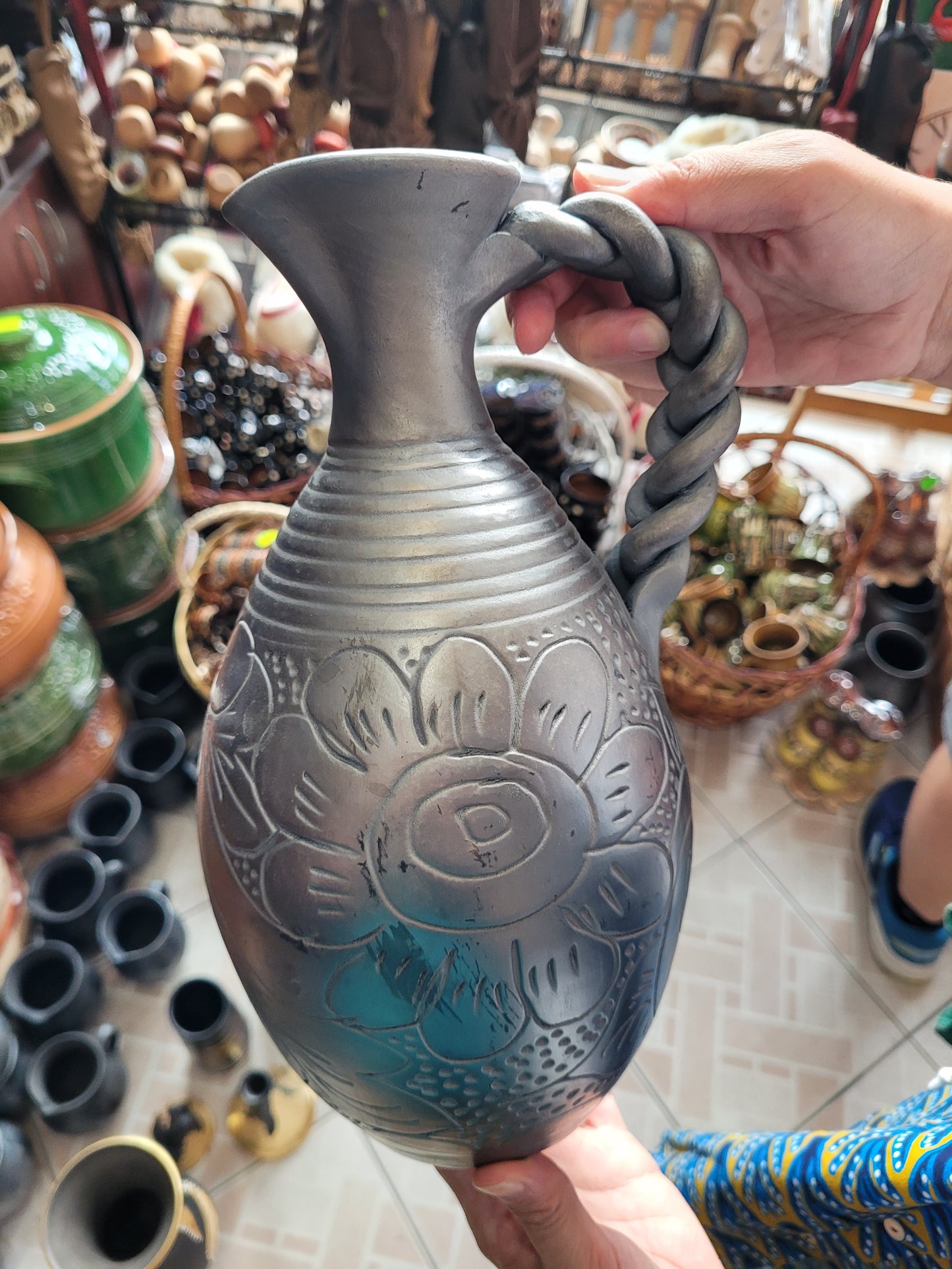 Vase torsadé LAVA