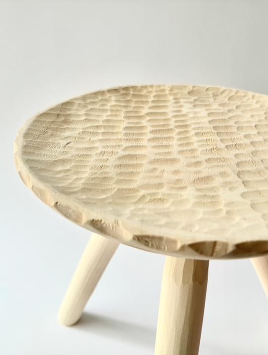 PETIT MOBILIER ~ Texture et design réunis