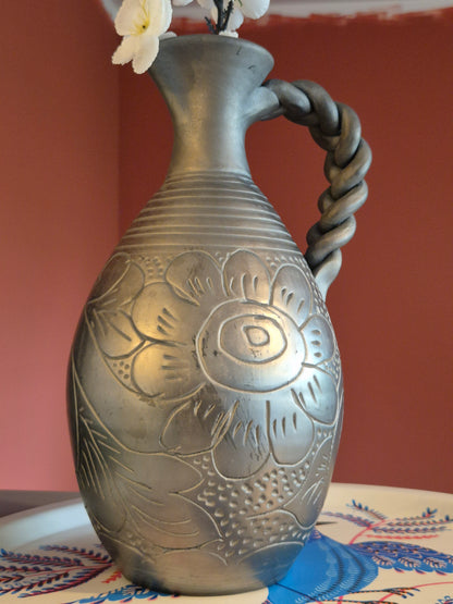 Vase torsadé LAVA